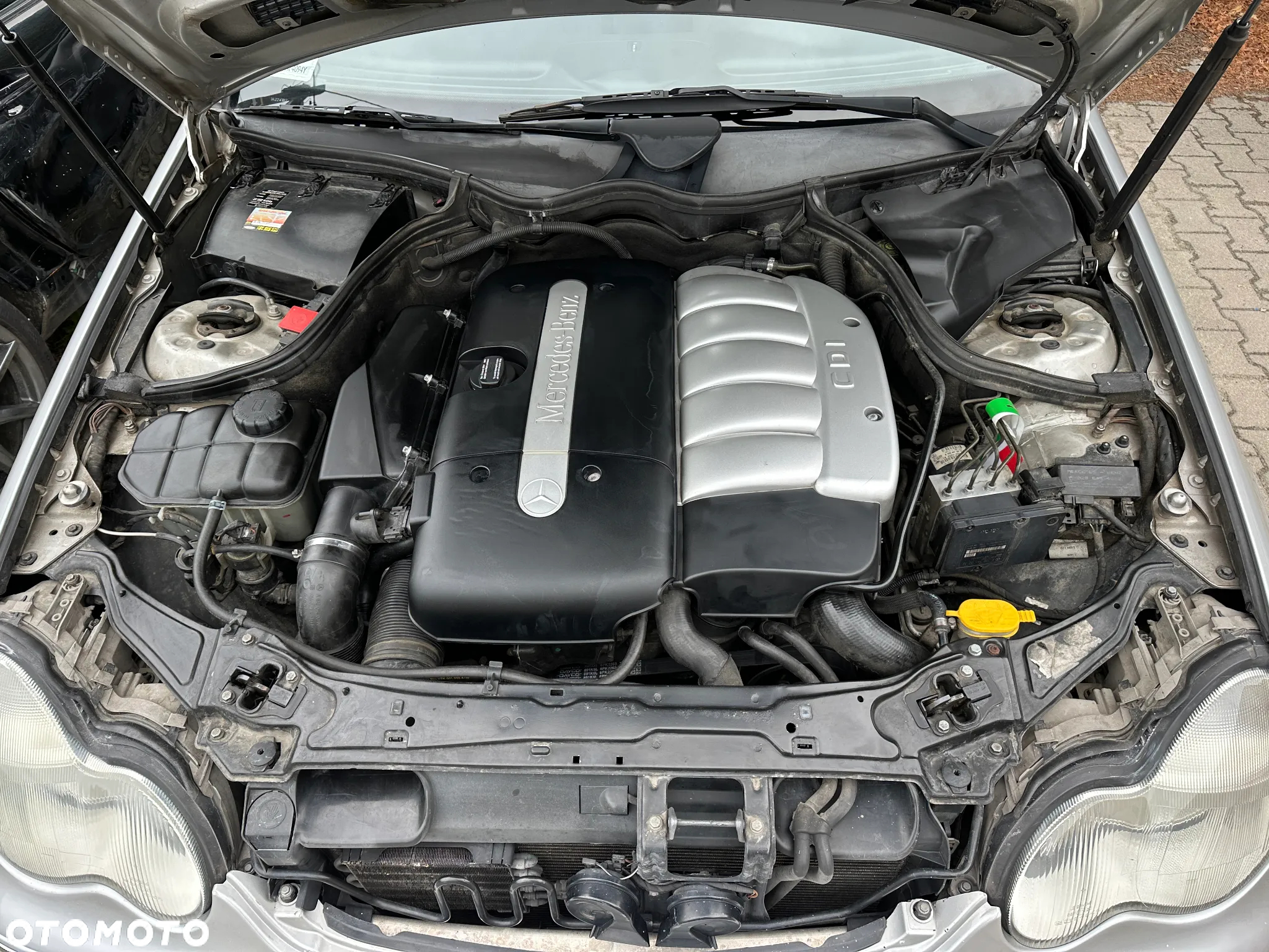 Mercedes-Benz Klasa C 270 CDI Elegance - 16