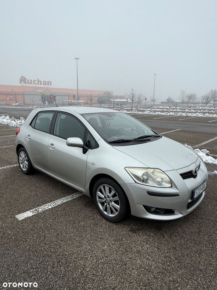 Toyota Auris 2.0 D-4D - 16