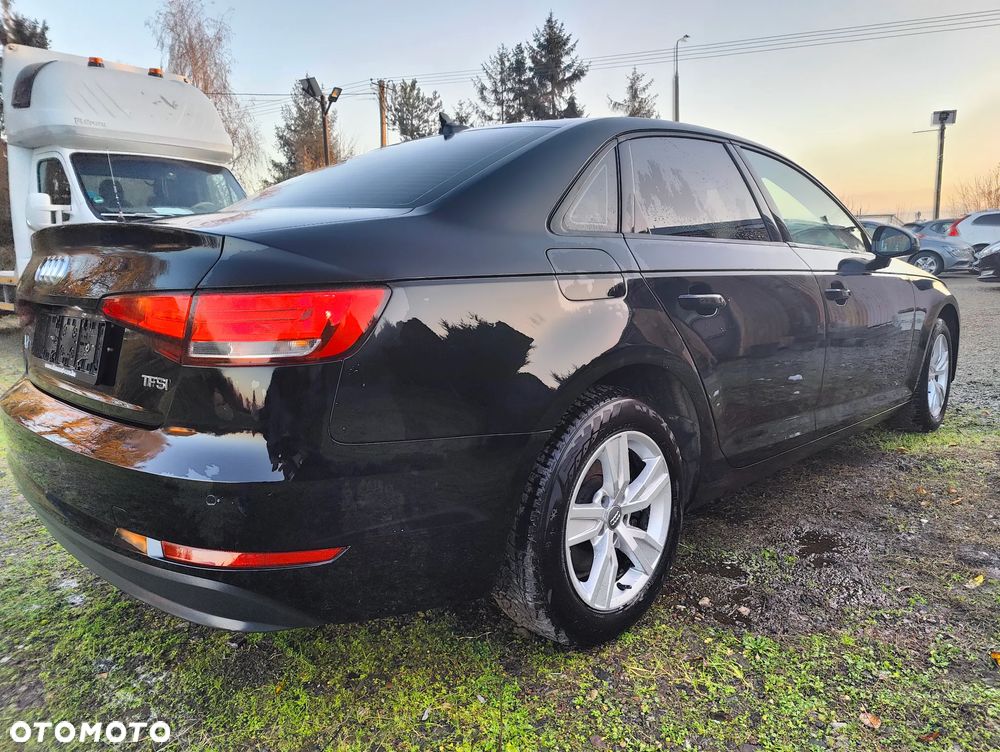 Audi A4 Limousine 1.4 TFSI S tronic sport - 18