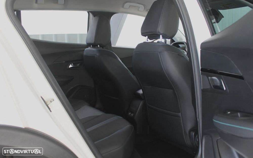 Peugeot 2008 1.5 BlueHDi Allure - 15