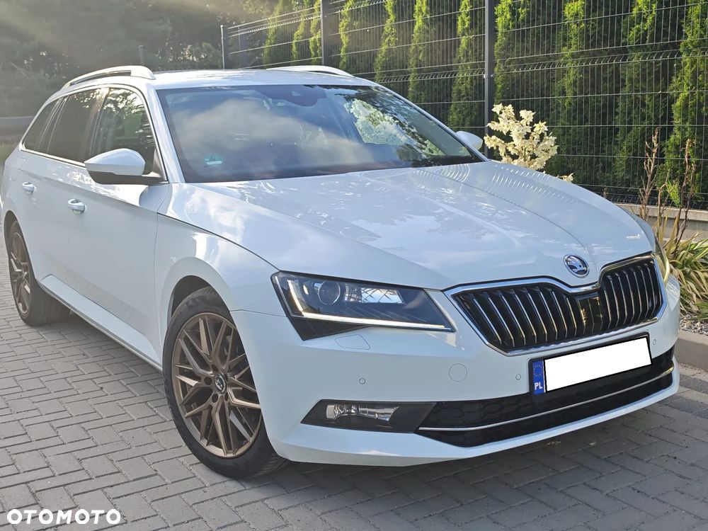 Skoda Superb 2.0 TDI 4x4 DSG Style - 36