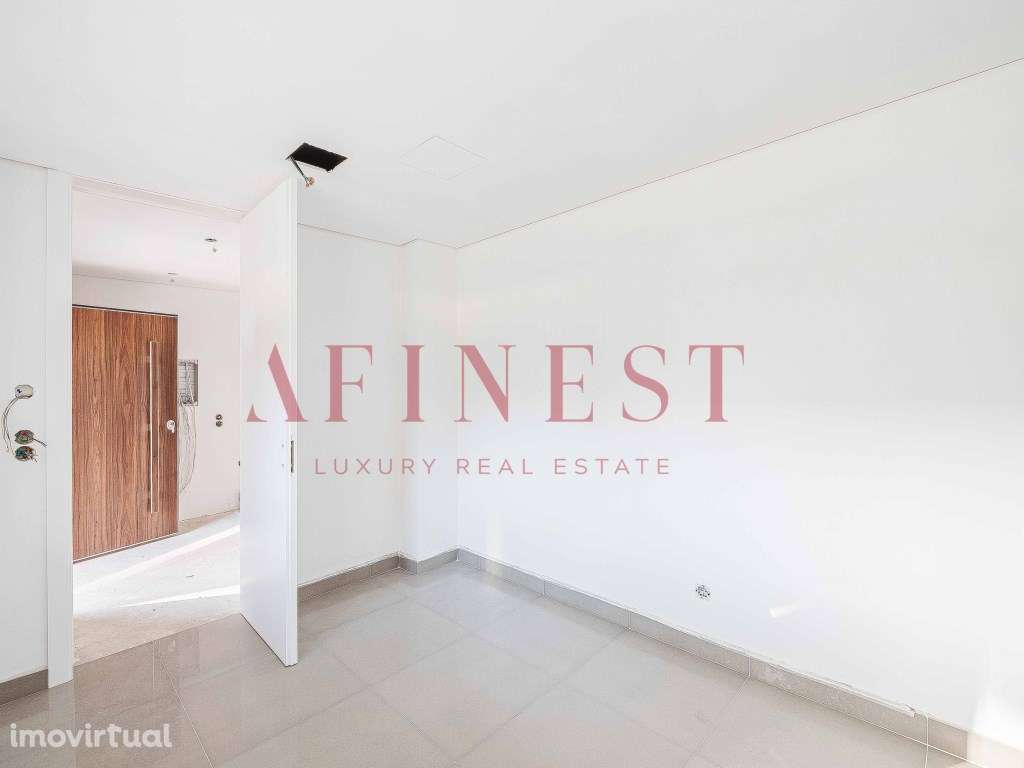 Moradia T4+1 de Luxo em Condomínio Exclusivo - São Pedro do Estoril - Grande imagem: 5/42