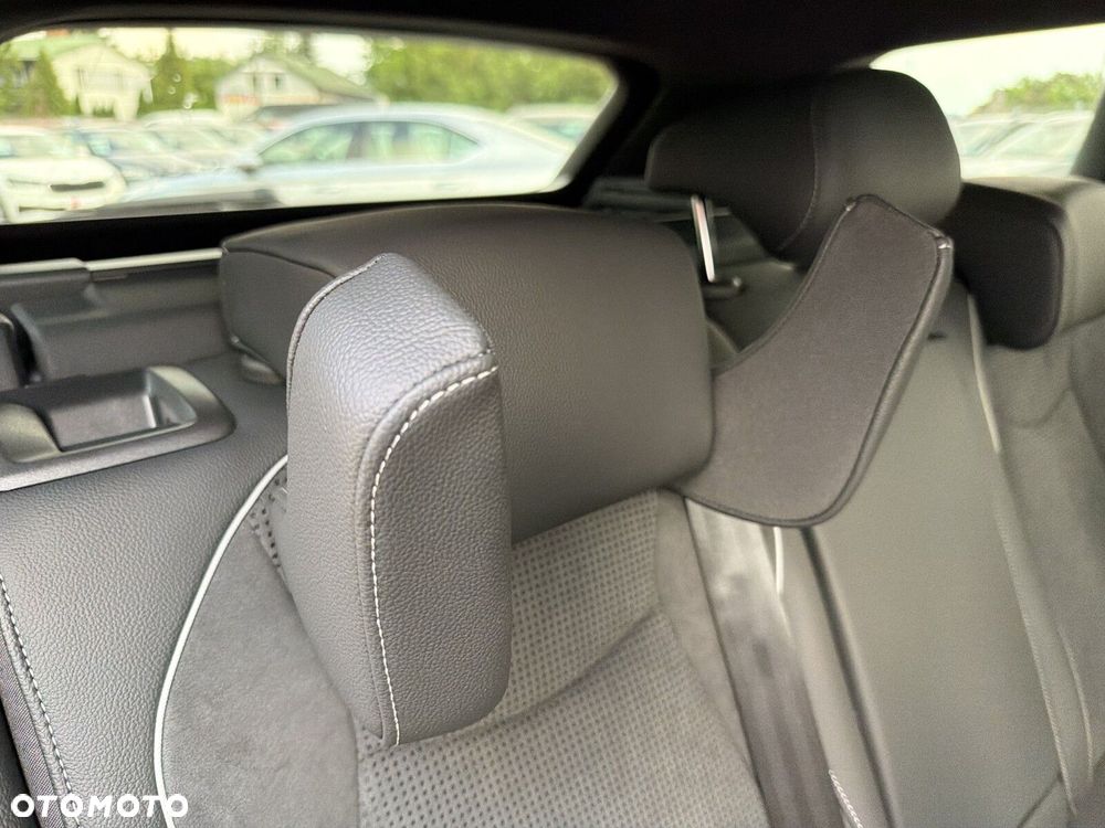Skoda Superb 2.0 TDI SCR 4x4 Sportline DSG - 23