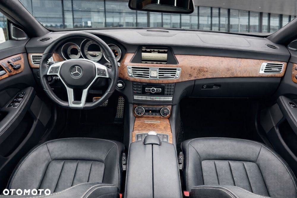 Mercedes-Benz CLS 500 BlueEffICIENCY - 21