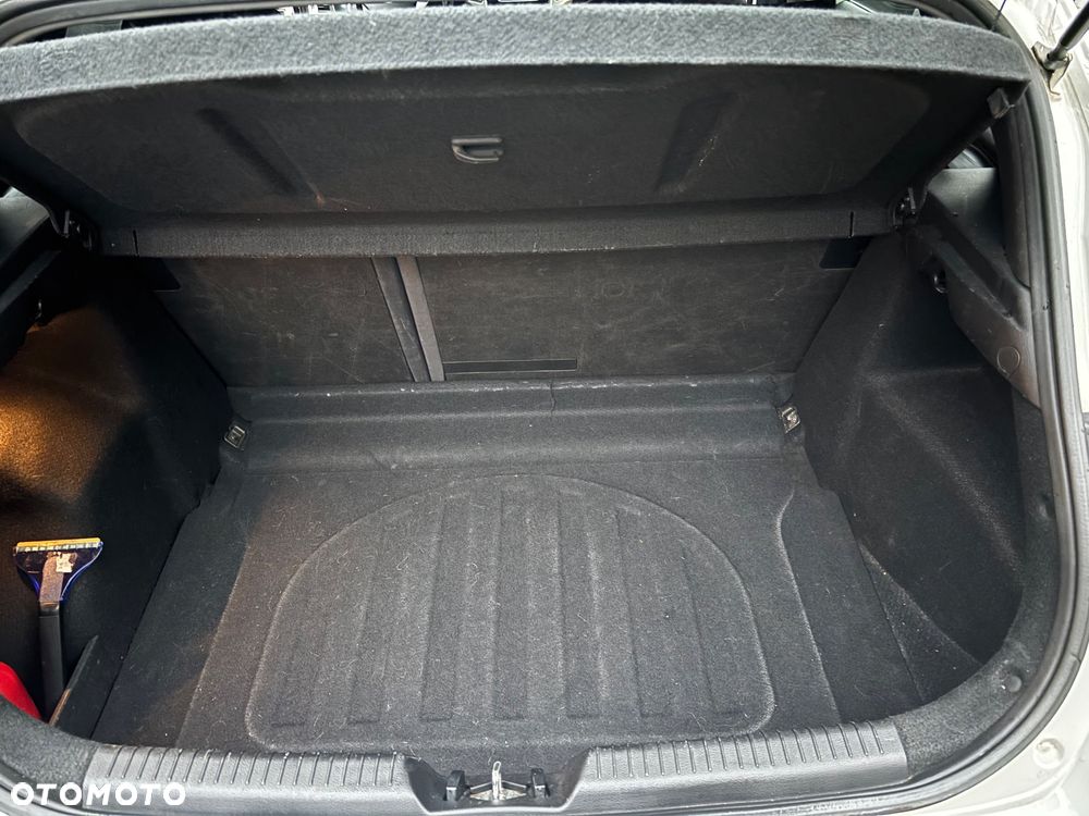 Hyundai i30 1.6 CRDi Classic - 10