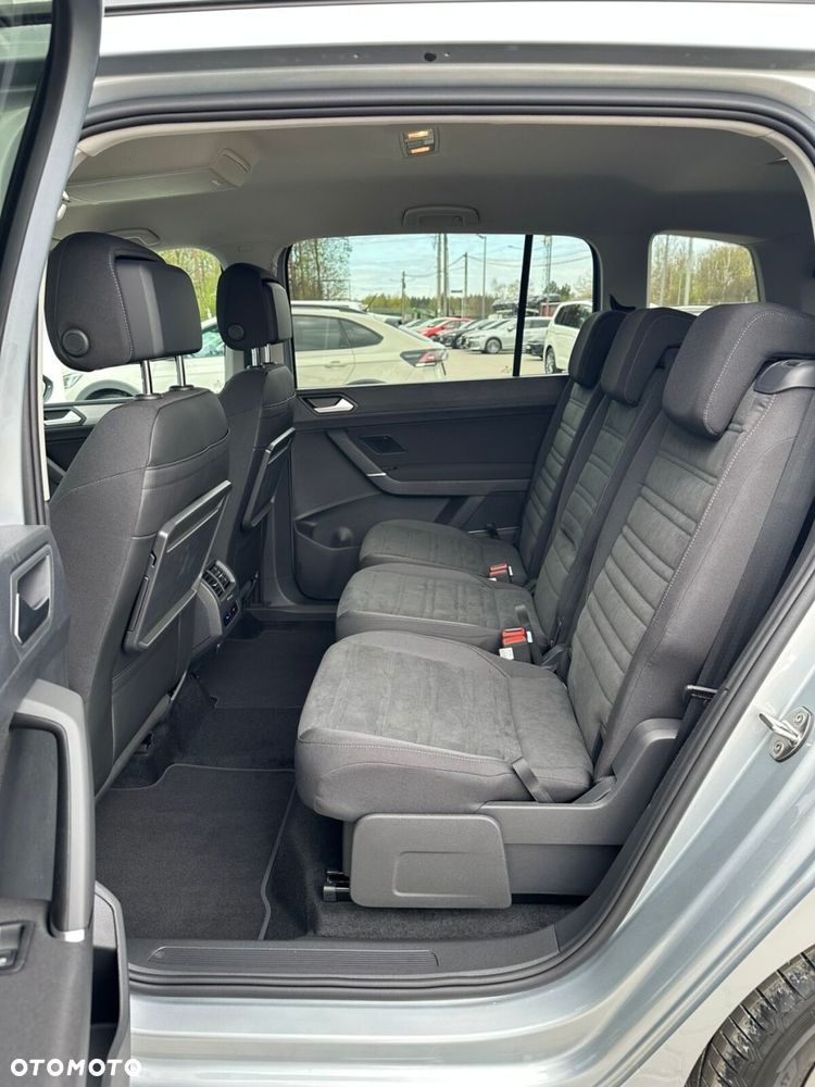 Volkswagen Touran 1.5 TSI EVO Comfortline Plus DSG - 17