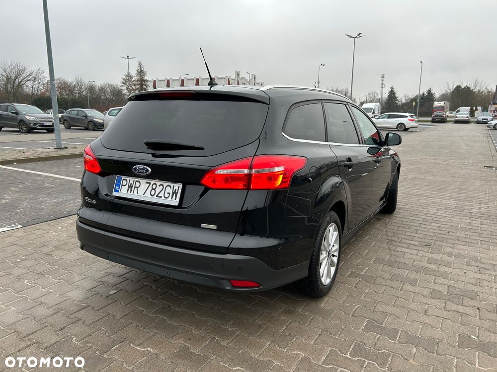 Ford Focus 1.0 EcoBoost Start-Stopp-System TITANIUM STYLE - 3