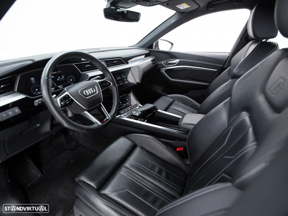 Audi e-tron 55 quattro S line - 8