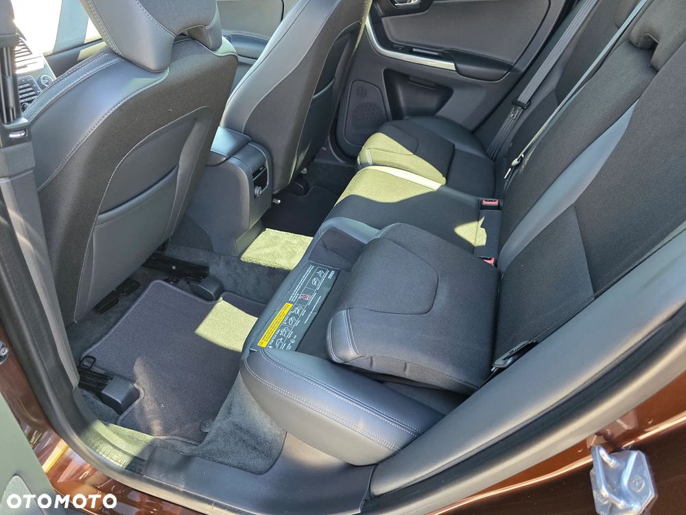 Volvo XC 60 D4 Drive-E Summum - 26