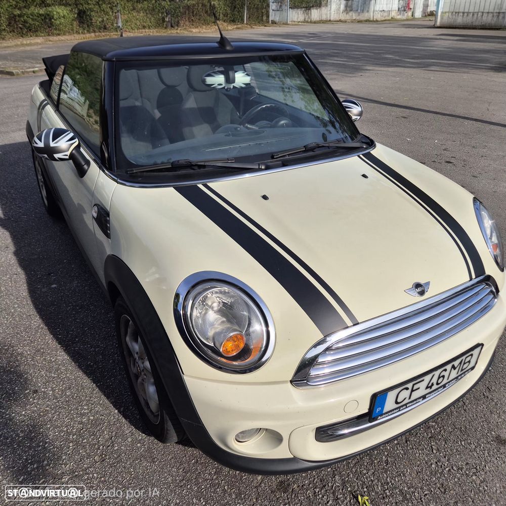 MINI Cabrio - 2