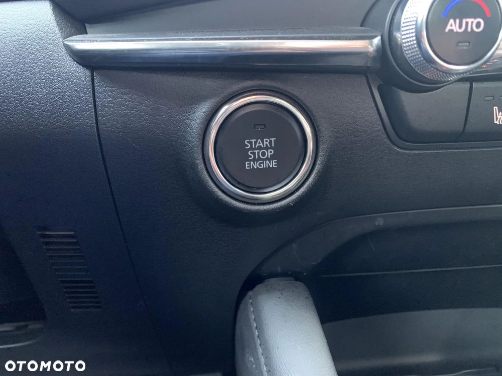 Mazda 3 ver-e--skyactiv--g-150-m-hybrid-drive-exclusive--line - 23