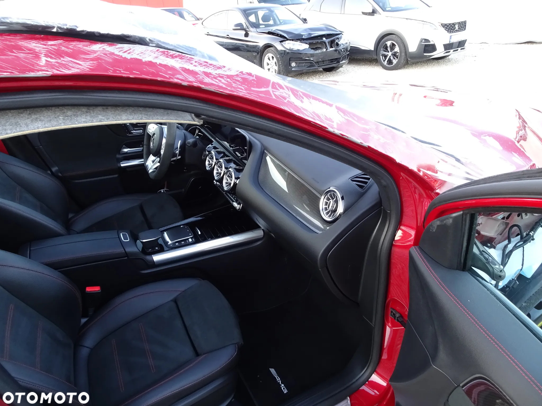 Mercedes-Benz GLA AMG 45 S 4-Matic+ - 12