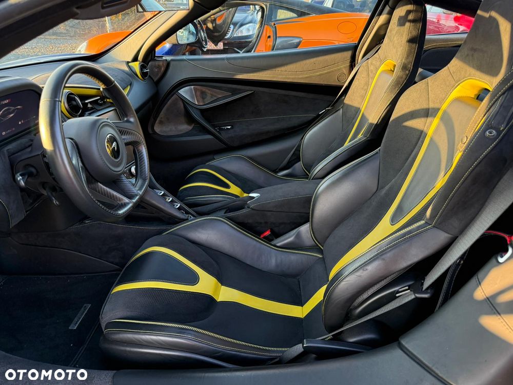 McLaren 720S Coupe Standard - 21