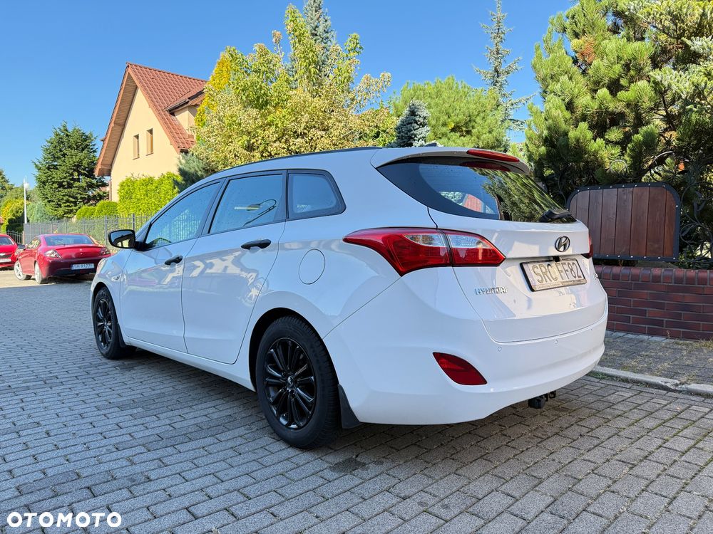 Hyundai i30 1.6 Comfort - 5