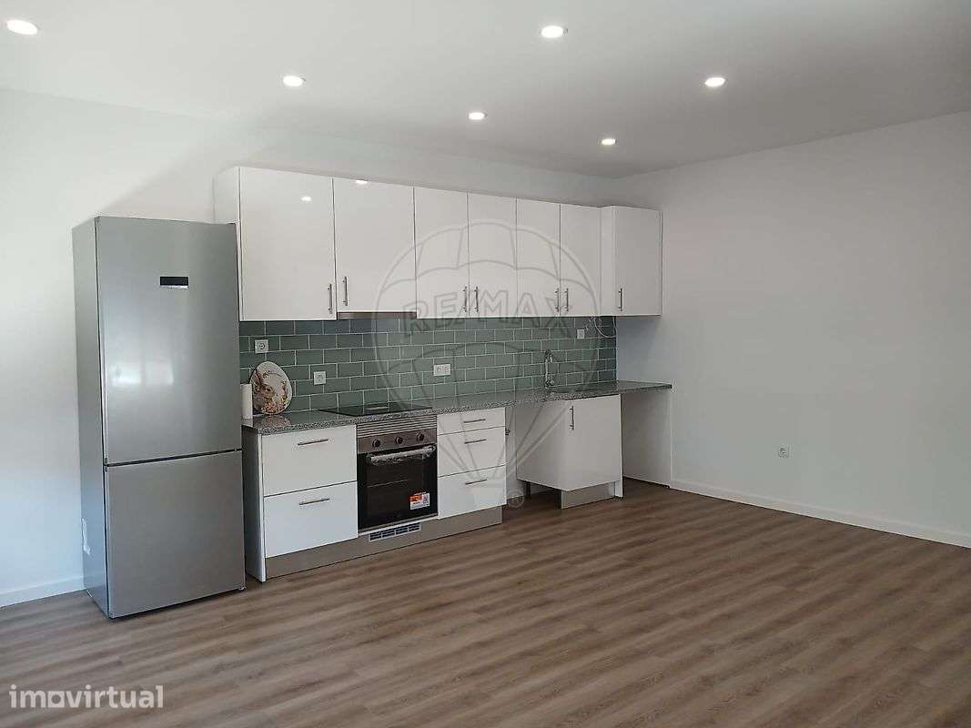 Apartamento T1 para venda - Grande imagem: 2/9
