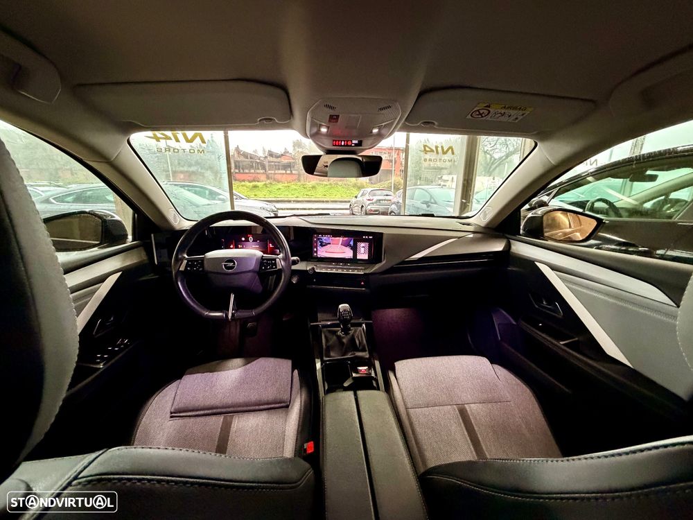 Opel Astra 1.2 T Edition - 9