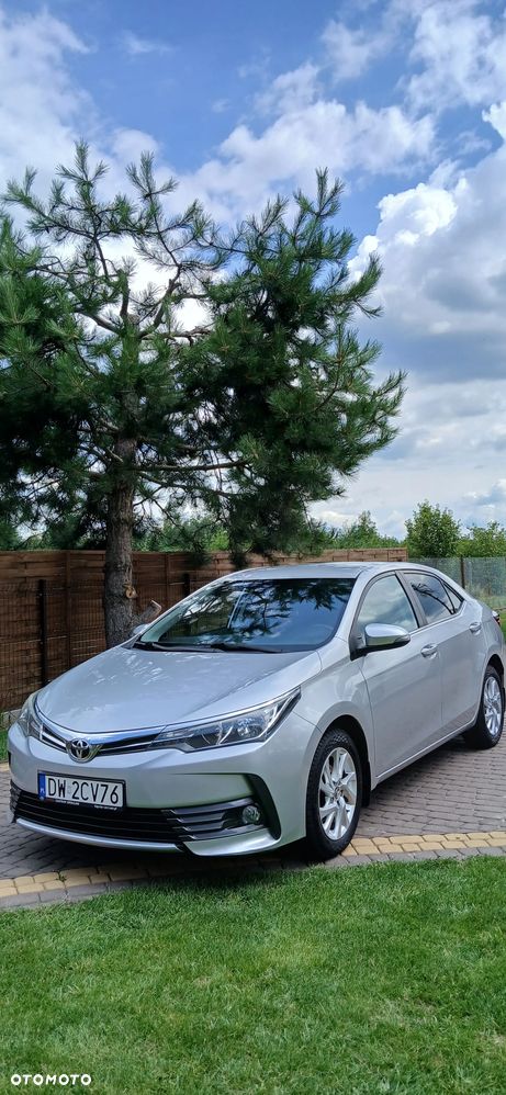 Toyota Corolla 1.6 Comfort - 1