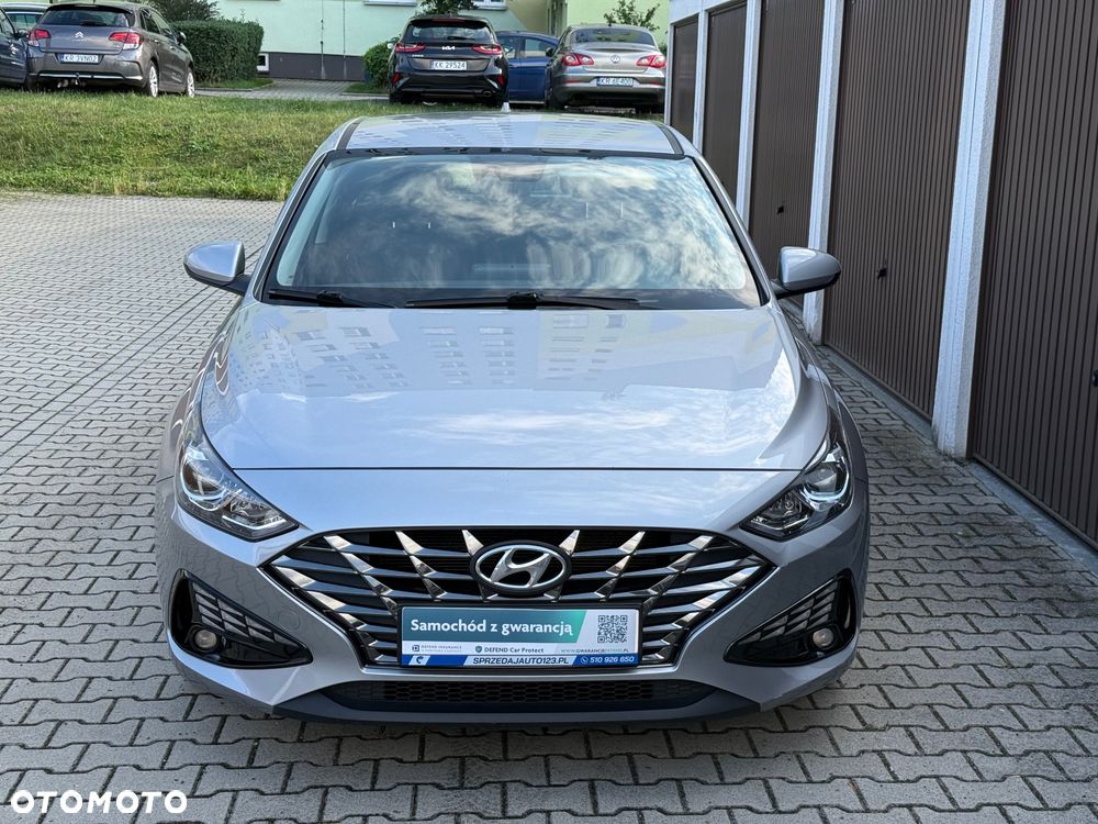 Hyundai i30 1.5 DPI Classic + - 24