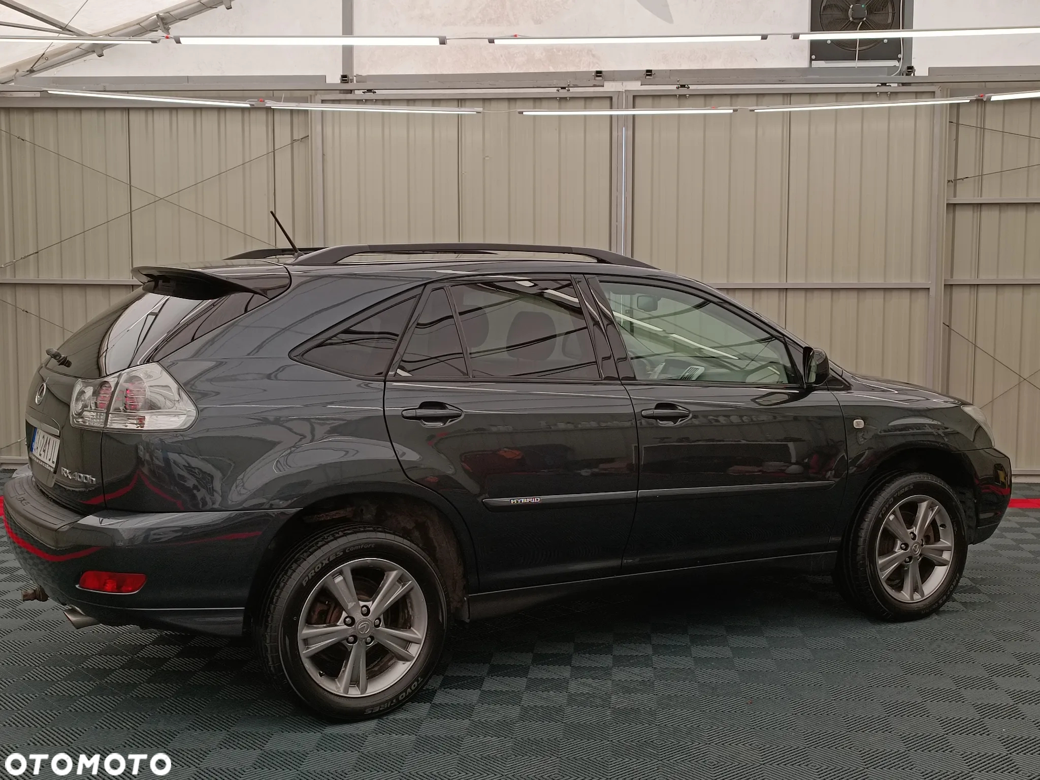 Lexus RX - 4