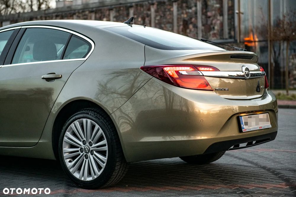 Opel Insignia 2.0 CDTI Cosmo - 16