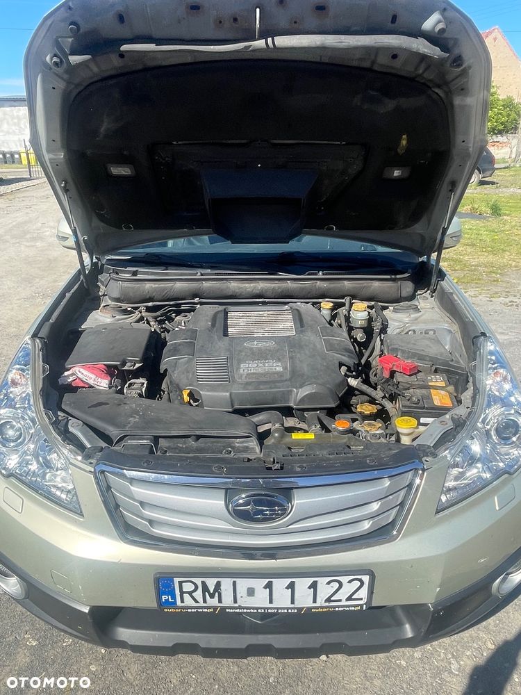 Subaru Legacy - 9