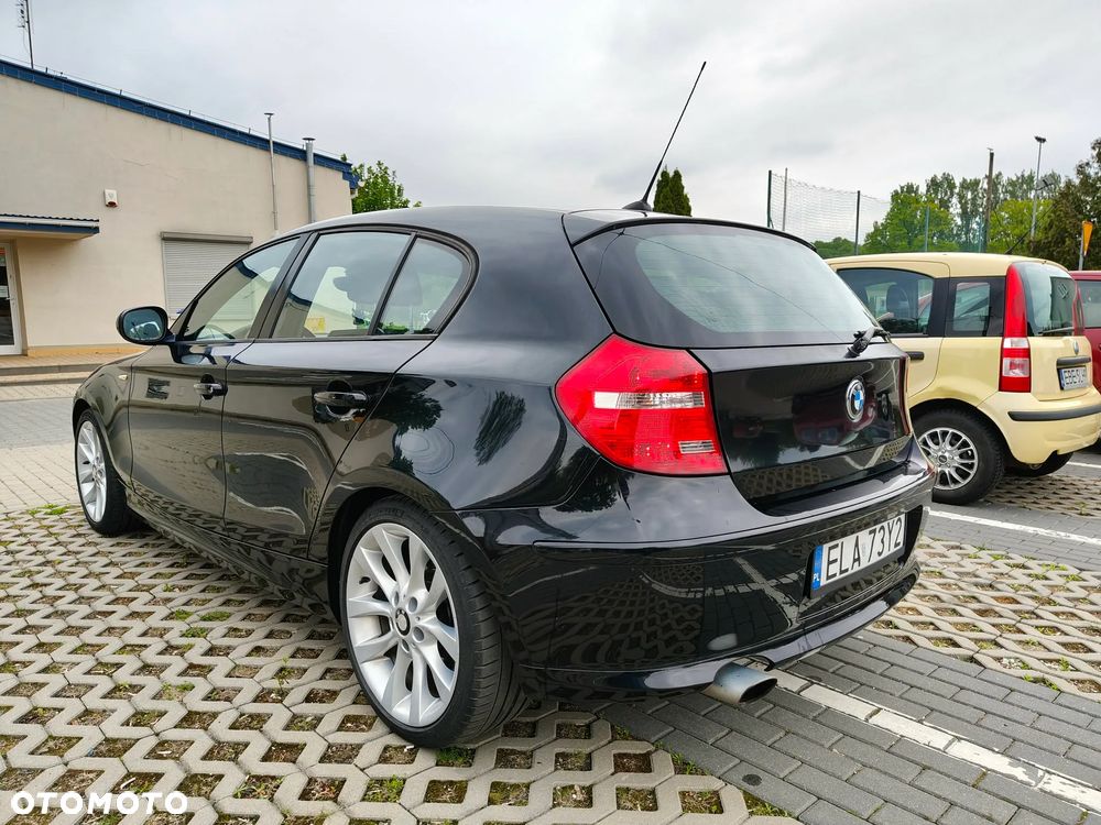 BMW Seria 1 120d DPF - 4
