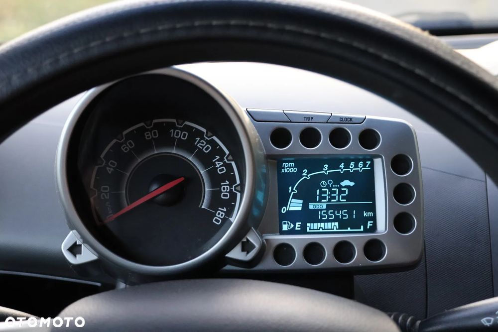 Chevrolet Spark - 22