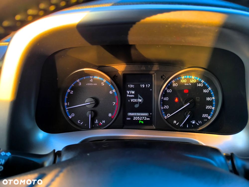 Toyota RAV4 2.0 Premium 4x4 - 22
