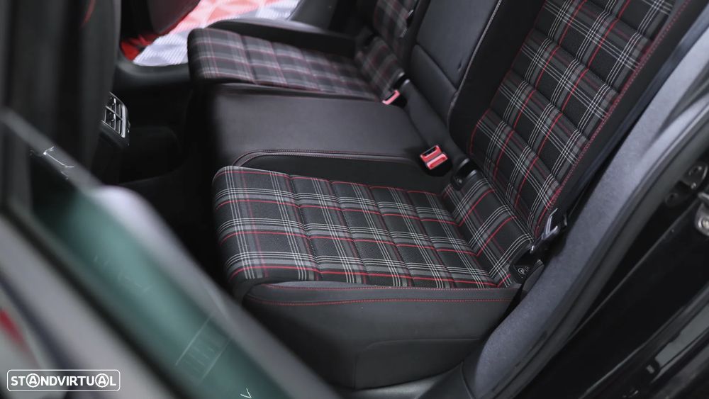 VW Golf GTI 2.0 TSI OPF DSG Performance - 46