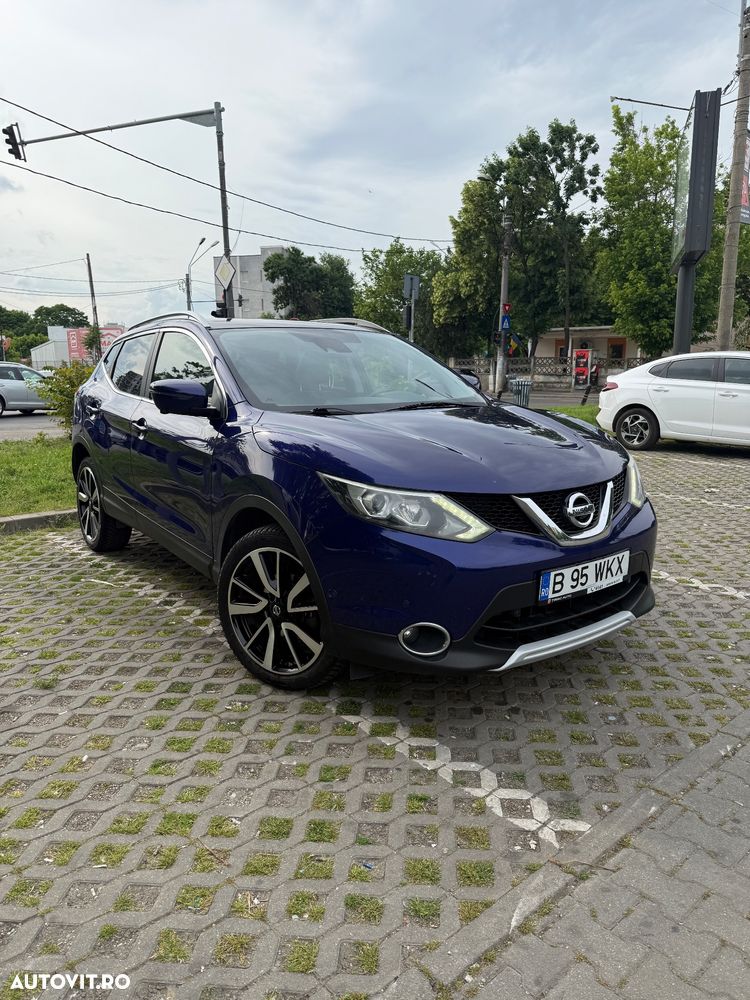Nissan Qashqai 1.6L dCi Start/Stop 4X4-i Tekna - 1