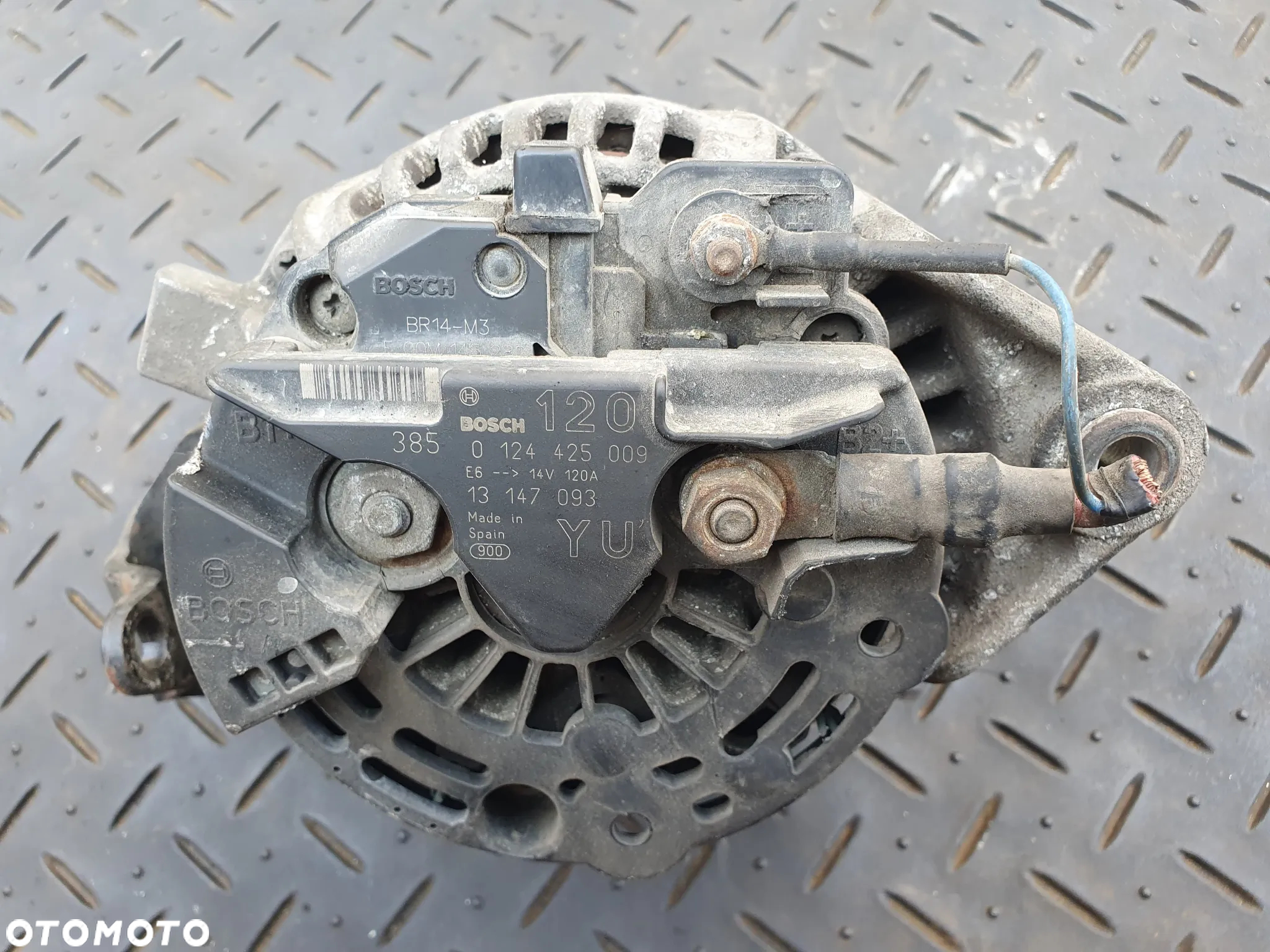 OPEL ASTRA VECTRA ZAFIRA ALTERNATOR BOSCH 0124425009 13147093 YU 120A ORYGINAŁ POSIADAM 2SZTBOSCH 0124425009 13147093 YU 120A ASTRA VECTRA ZAFIRA - 2