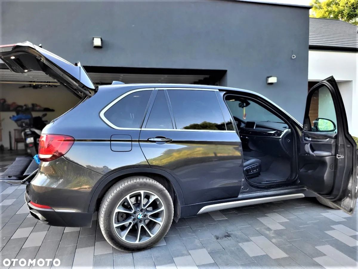 BMW X5 xDrive50i - 1