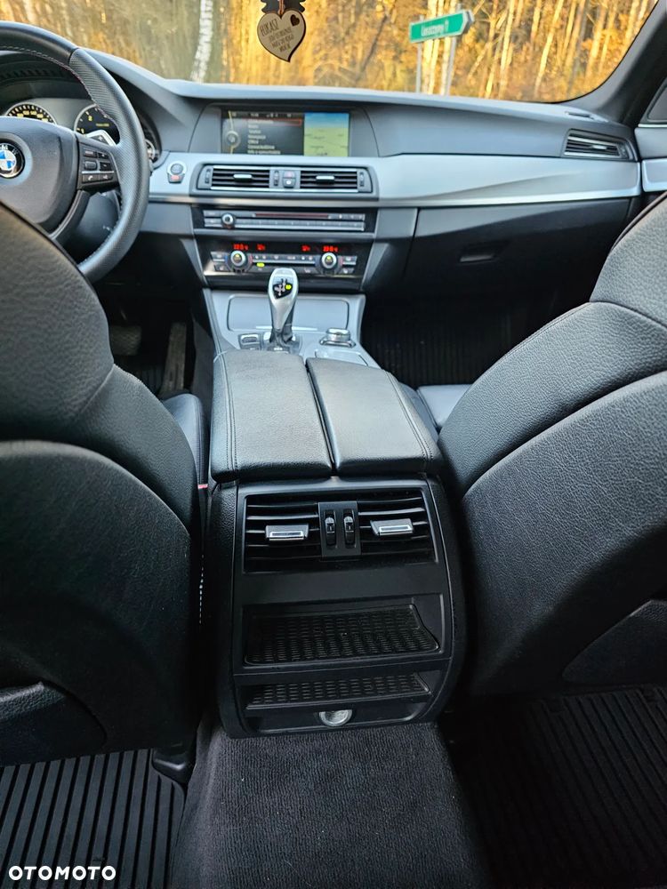 BMW Seria 5 530d xDrive - 30