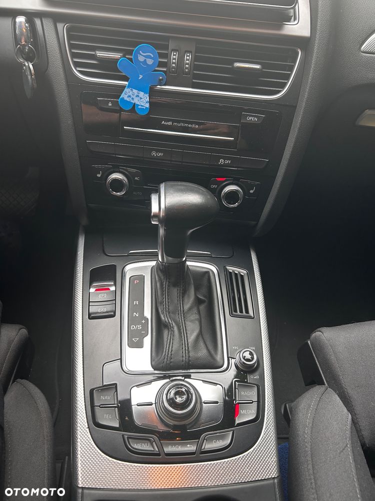 Audi A4 Avant - 8