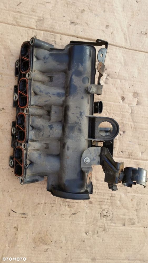 kolektor ssący opel 1.3 cdti 55213267 - 2