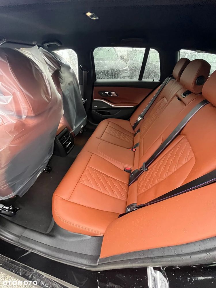 BMW Seria 3 M340i xDrive sport - 11