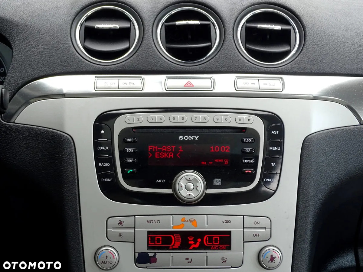 Ford S-Max 2.5 Titanium - 21