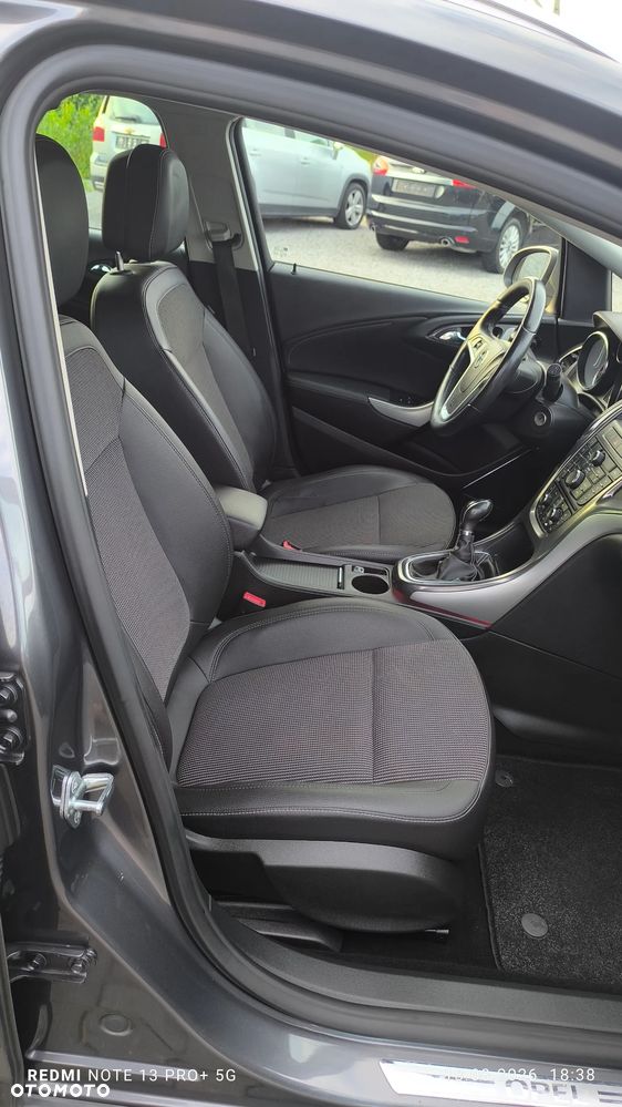 Opel Astra 1.4 Turbo Innovation - 32