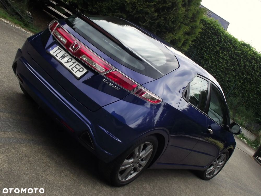 Honda Civic 1.8 Executive - 33