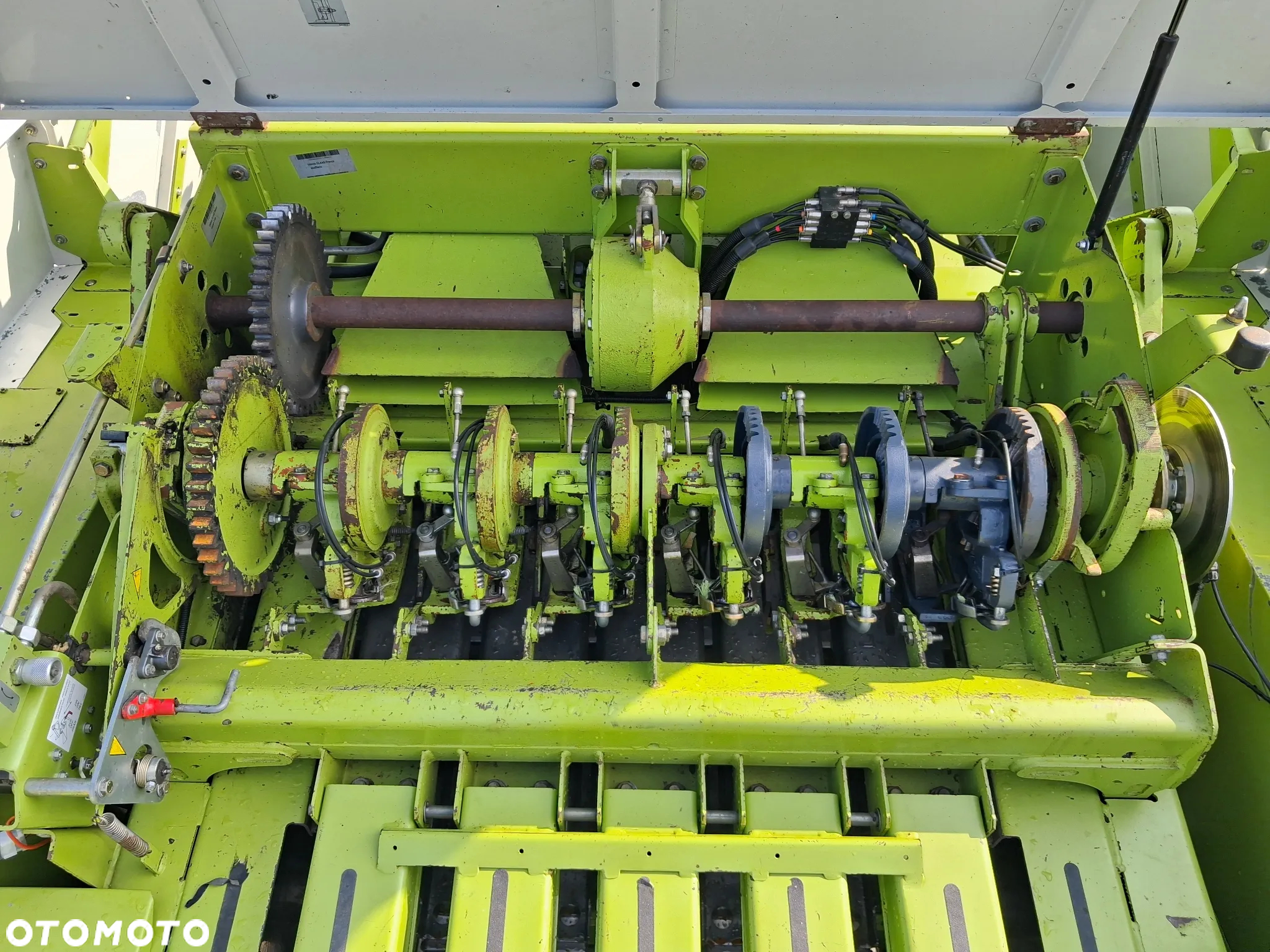 Claas QUADRANT 2200 Roto Cut - 18