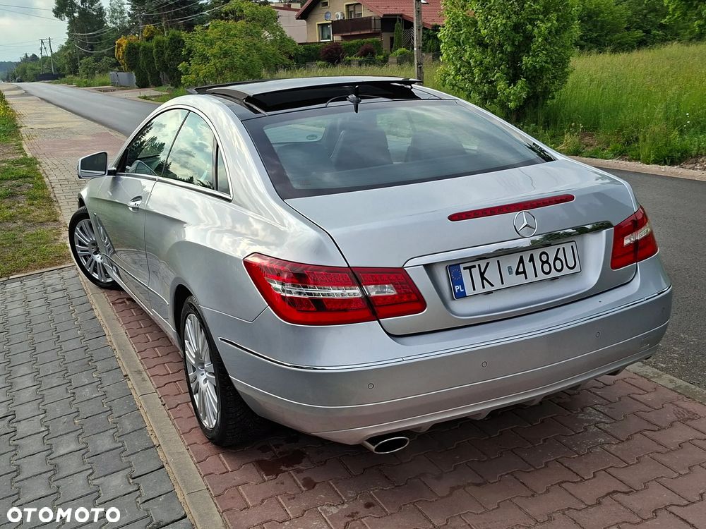 Mercedes-Benz Klasa E 200 CGI BlueEFFICIENCY Automatik Avantgarde - 11