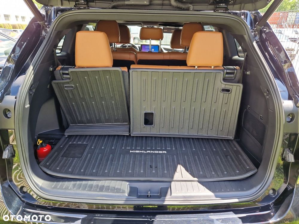 Toyota Highlander - 13