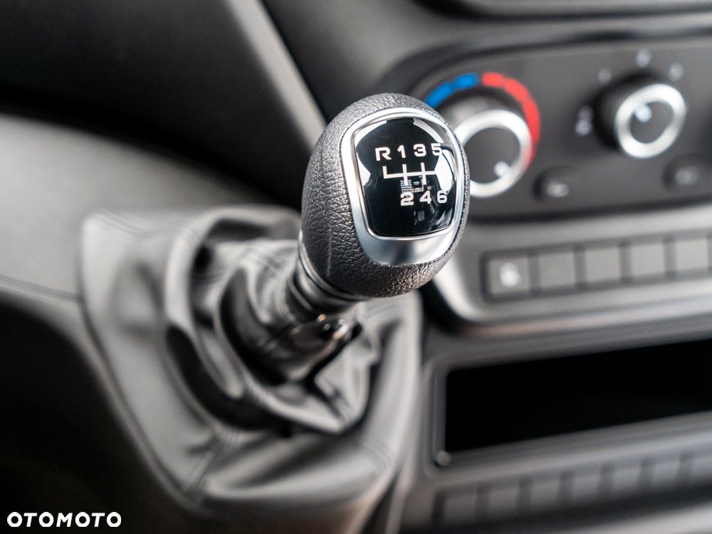 Iveco Daily 50C18HZ 3.0 skrzynia 6 metrów - 9