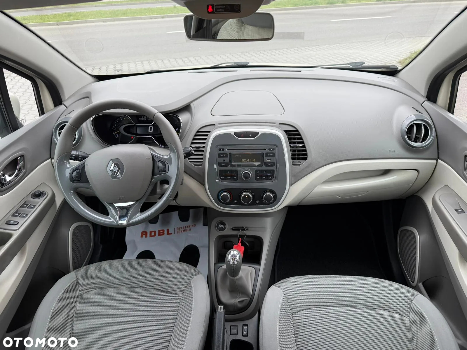 Renault Captur (ENERGY) TCe 90 INTENS - 9