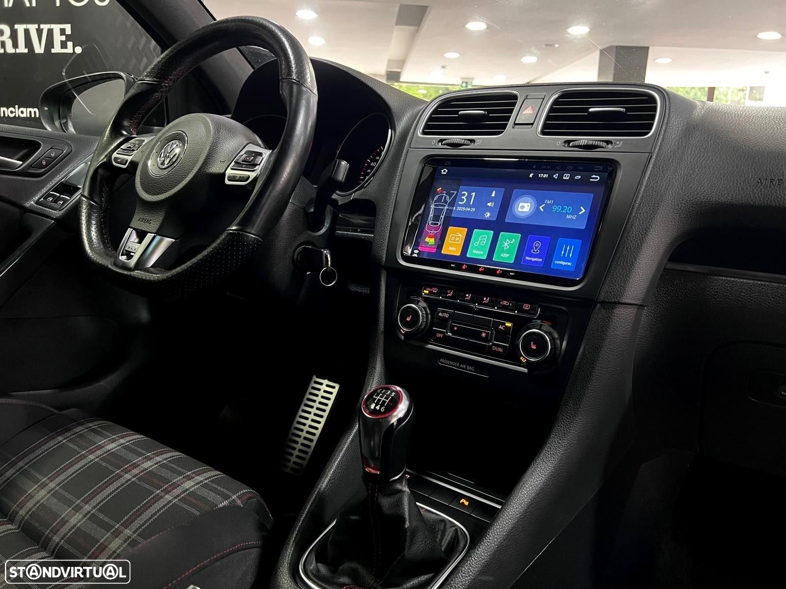 VW Golf 2.0 TSi GTI - 23