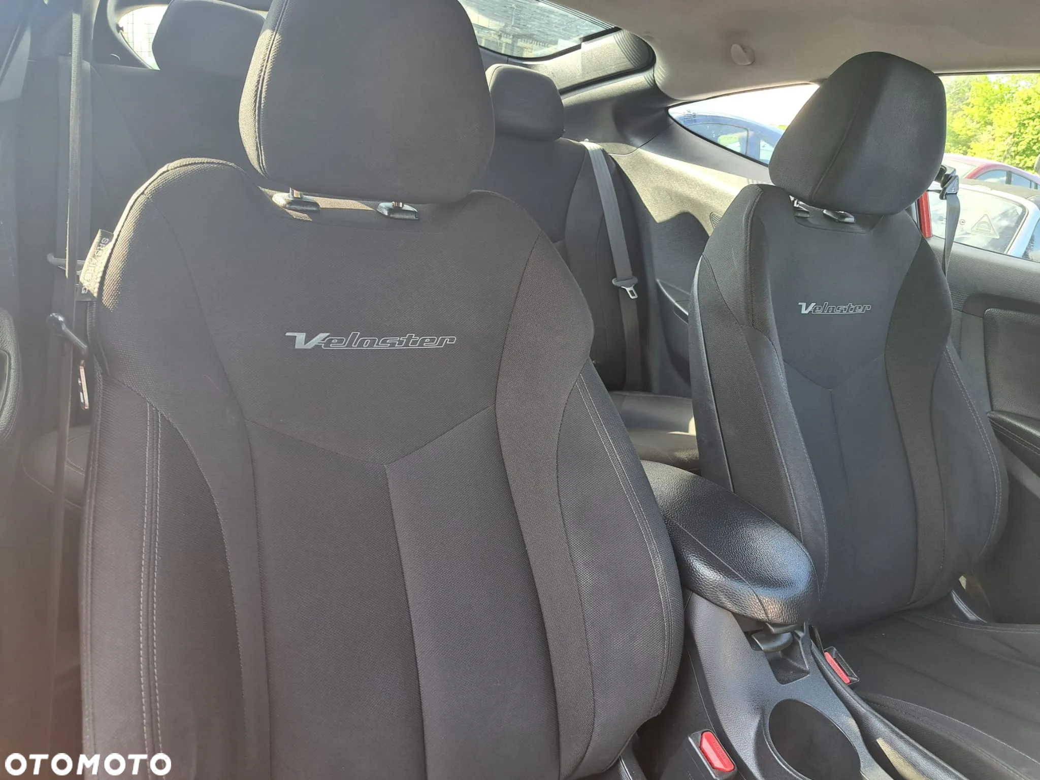 Hyundai Veloster 1.6 Style - 10