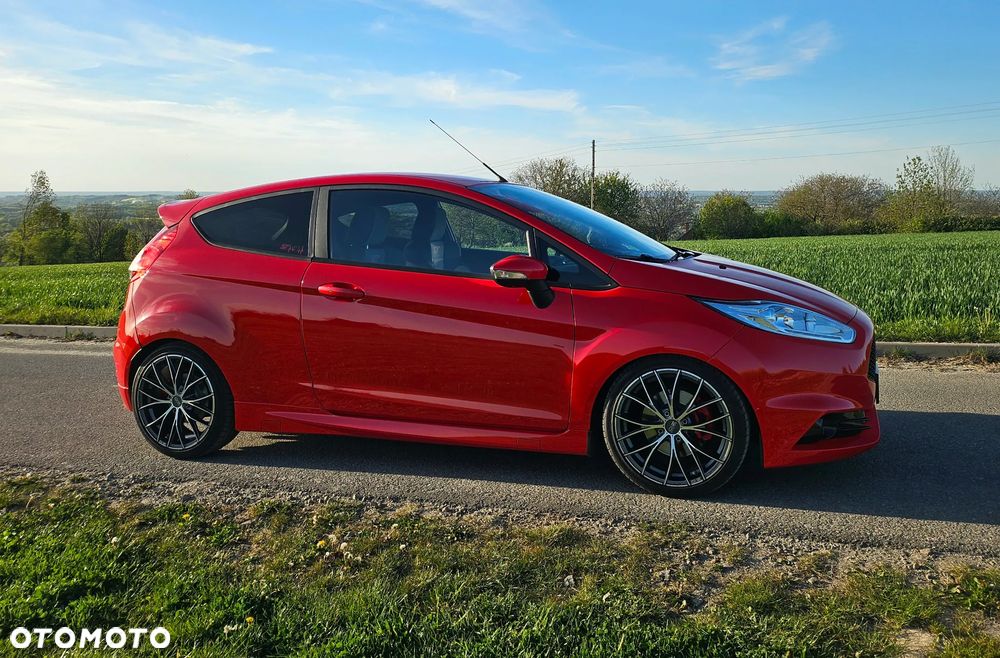 Ford Fiesta 1.6 EcoBoost ST - 7