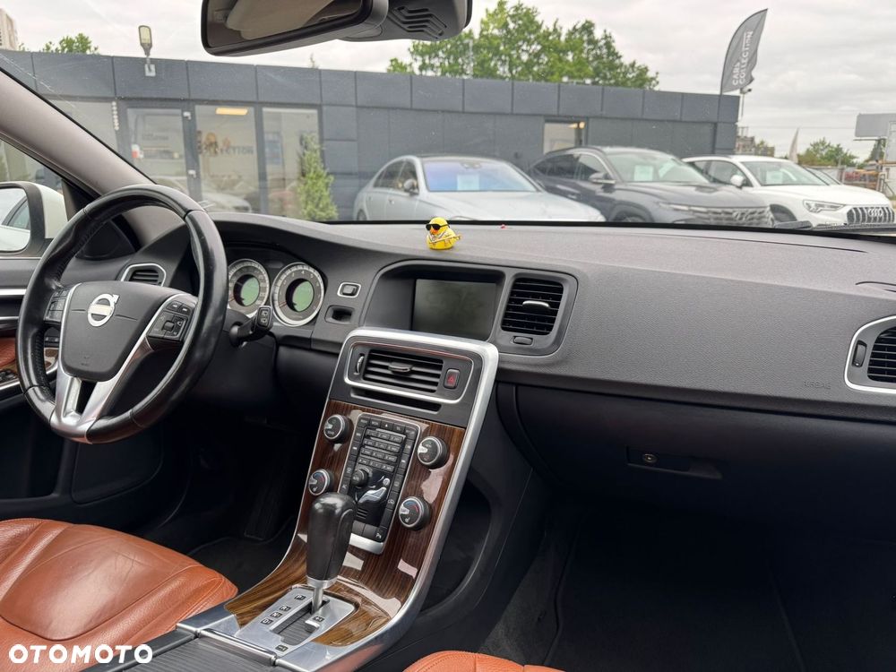 Volvo V60 - 13