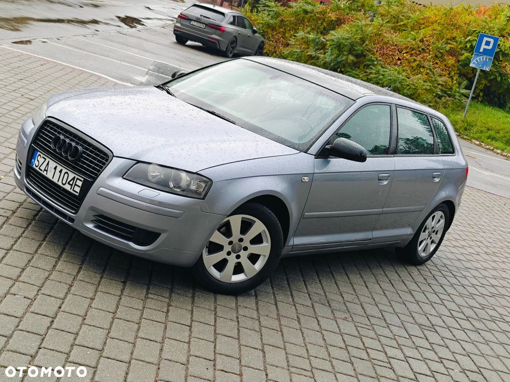 Audi A3 Sportback 1.6 FSI Ambiente - 1