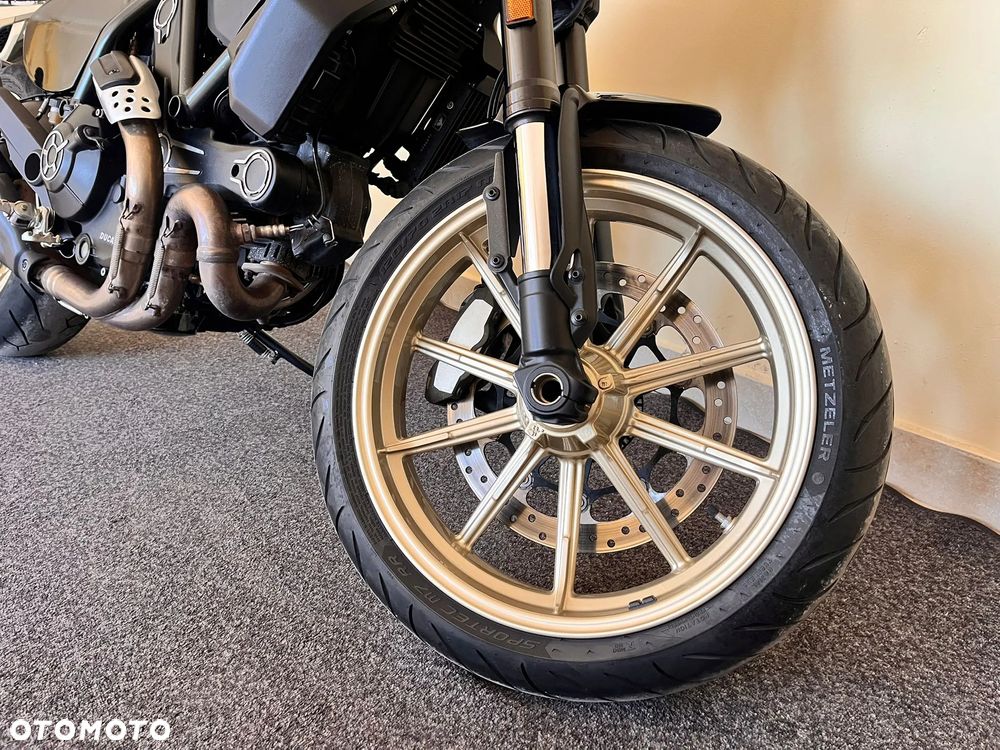 Ducati Scrambler - 20